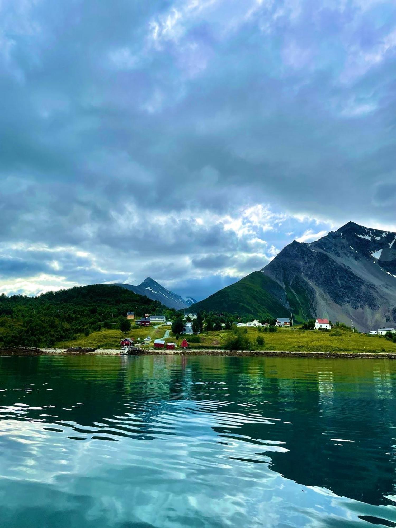 Lyngen View House Villa Koppangen Buitenkant foto